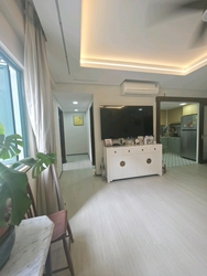 Stratford Court (D16), Condominium #549137021